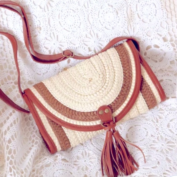 Raffia Straw Woven Leather Tassel Trim Bag - Picture 3 of 7